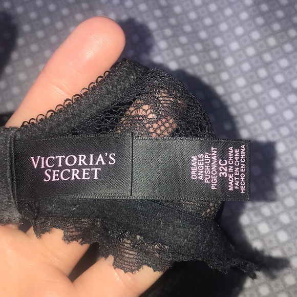 VICTORIAS SECRET PUSH UP BRA - Picture 3 of 3